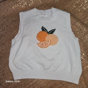 Jessica Simpson White Knit Sleeveless Vest with Orange Fruit Motif